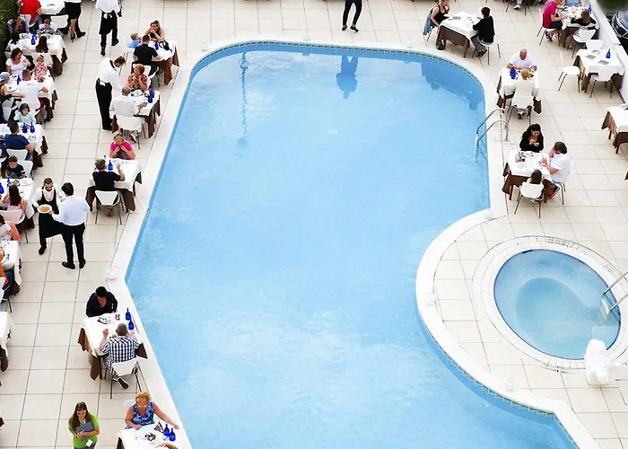 Hotel Park Serena 3*