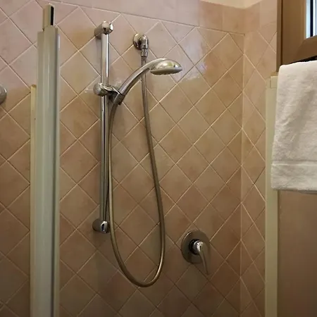 فندق Park Serena Viserbella di Rimini