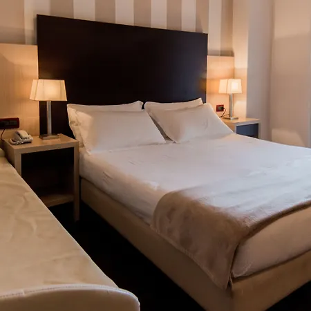 فندق Park Serena Viserbella di Rimini