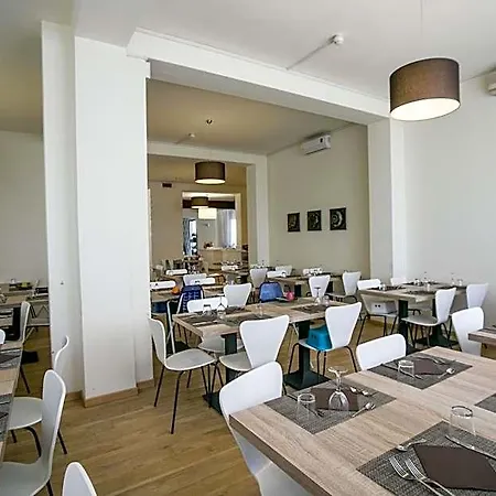 酒店 塞雷娜公园酒店 Viserbella di Rimini
