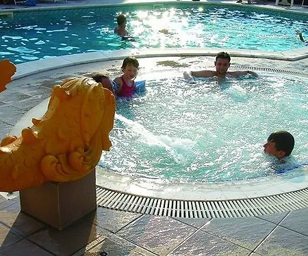 فندق Park Serena 3*