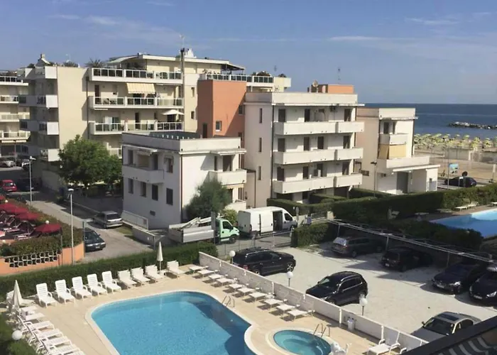 Ξενοδοχείο Park Serena 3*