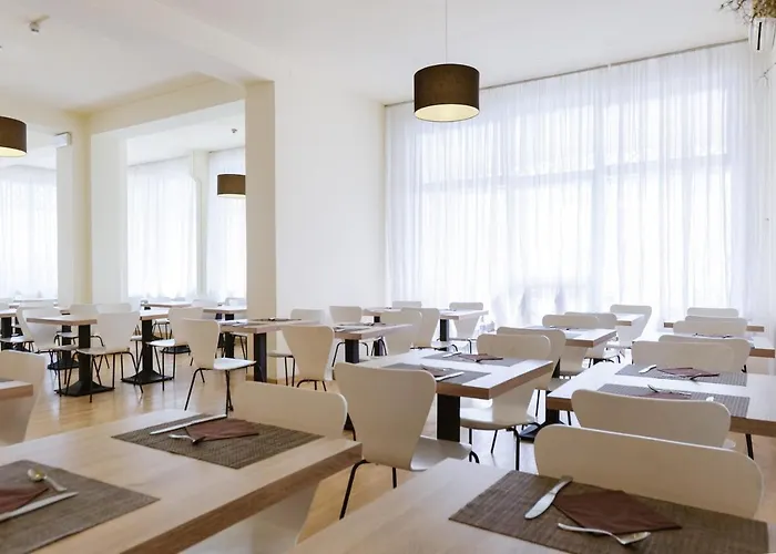 Hotel Park Serena 3*